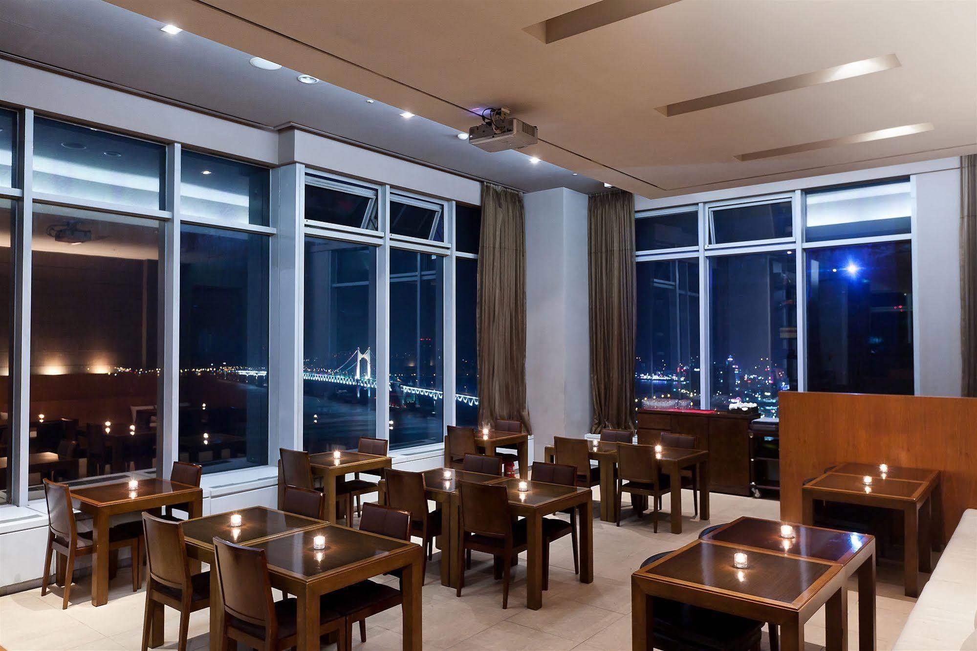 Hanwha Resort Haeundae Пусан Екстер'єр фото